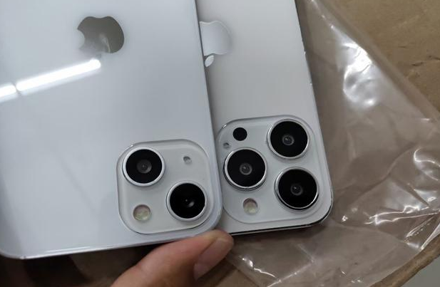 天山苹果手机维修分享iPhone 13‌机模长什么样 